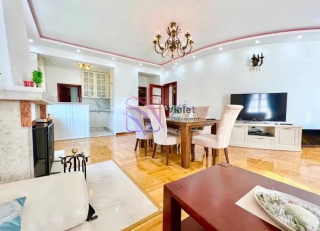 Kuca-sa-bazenom-u-Markovicima-Budva-7 Izdavanje: Kuća 450 m² – Markovići, Budva — fotografija 8