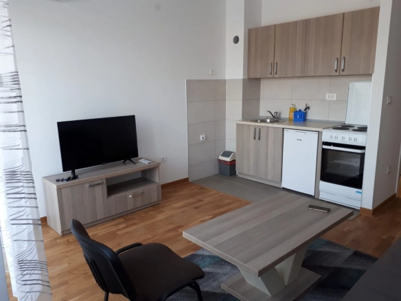 Garsonjera 26 m² – City kej, Podgorica — fotografija 5