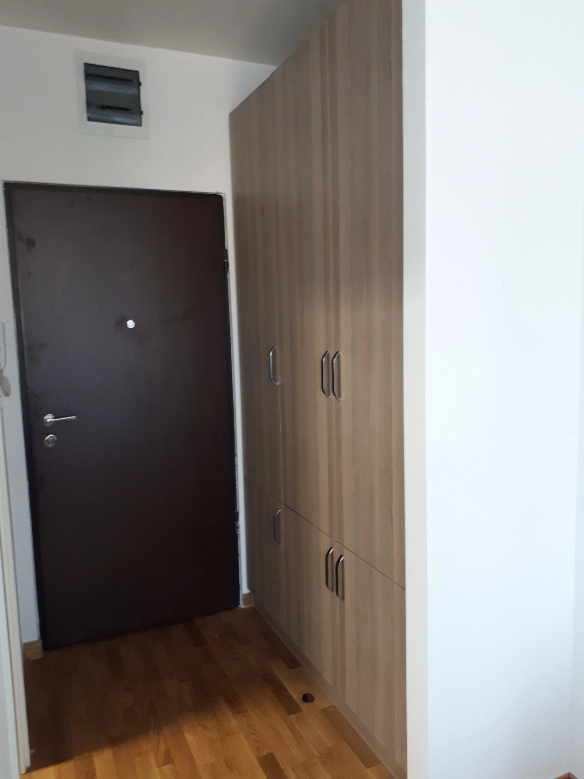 Namjestena-garsonjera-u-naselju-City-kej-Podgorica-11 Garsonjera 26 m² – City kej, Podgorica — fotografija 12