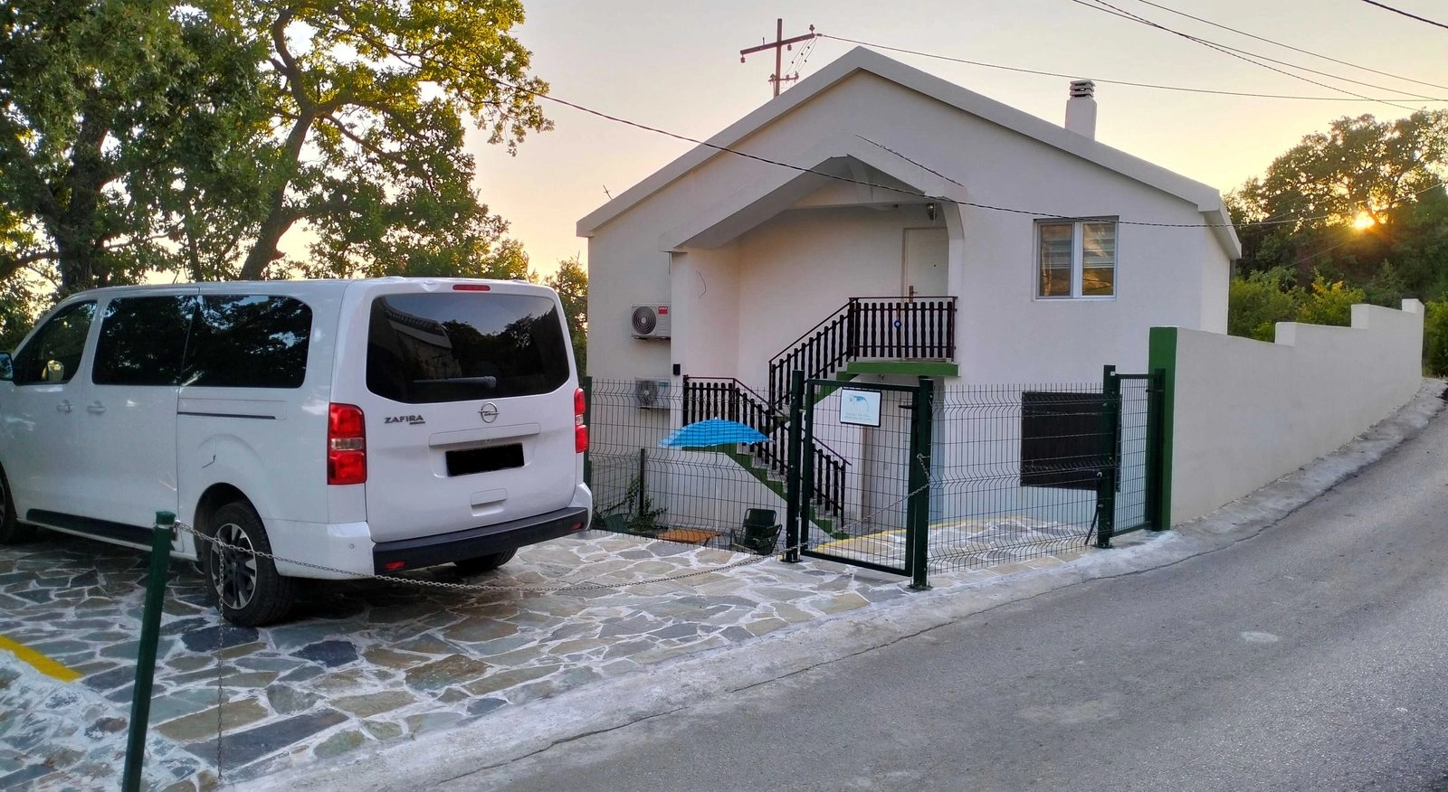 Dvospratna-kuca-sa-pogledom-na-more-u-Susnju-Bar-4 Kuća 101 m² – Šušanj, Bar — fotografija 5