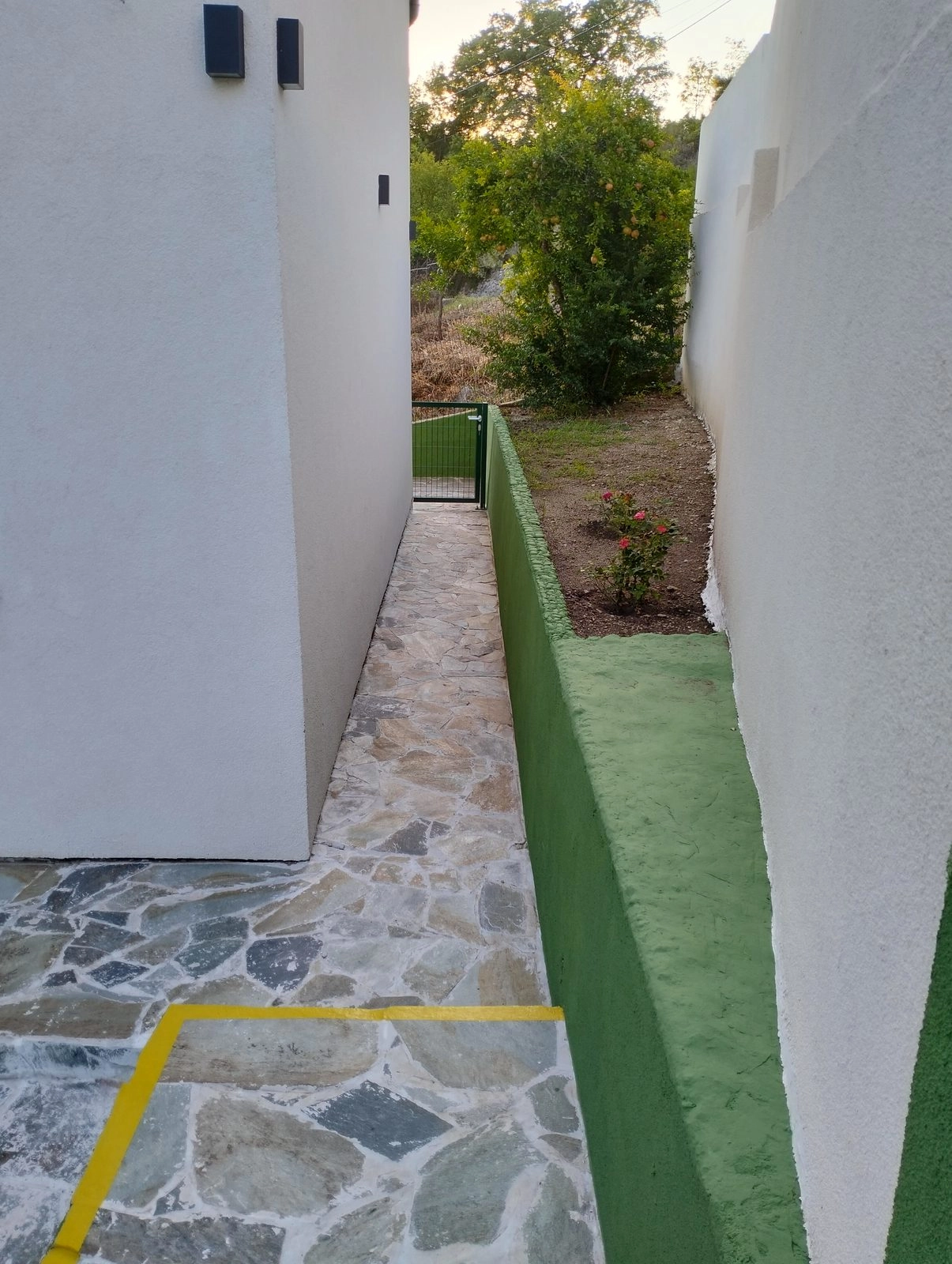 Dvospratna-kuca-sa-pogledom-na-more-u-Susnju-Bar-13 Kuća 101 m² – Šušanj, Bar — fotografija 14