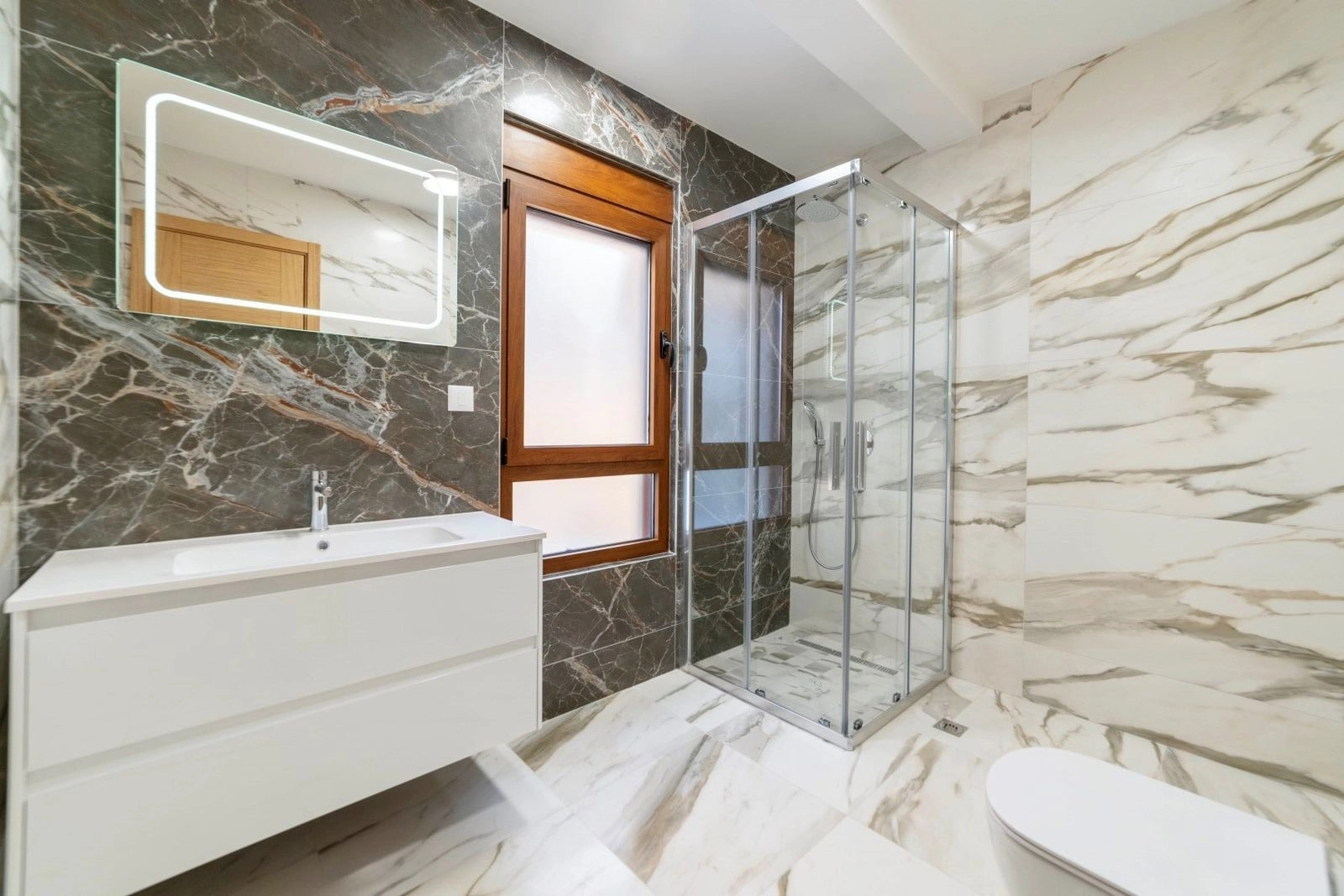 Trosoban-stan-142-m²-u-Gorici-C-Podgorica-11 Trosoban stan 142 m² – Gorica C, Podgorica — fotografija 12