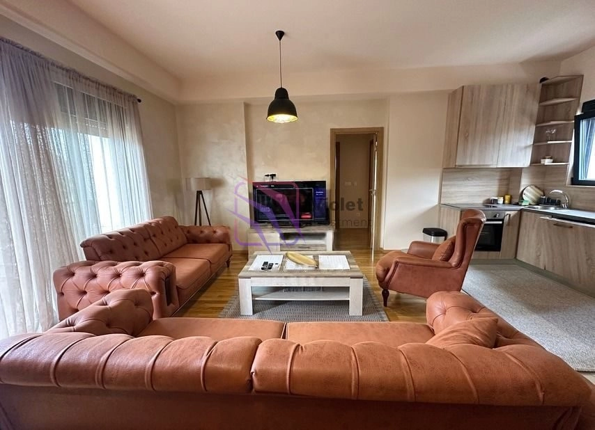 Dvosoban-stan-u-Dalmatinskoj-ulici-Podgorica-2 Izdavanje: Dvosoban stan 76 m² – Dalmatinska, Podgorica — fotografija 3