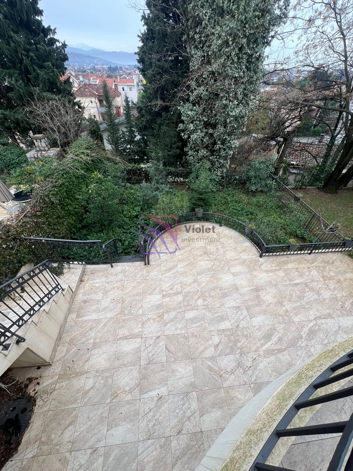 Kuca-u-Gorici-C-Podgorica-5 Kuća 400 m² – Gorica C, Podgorica — fotografija 6