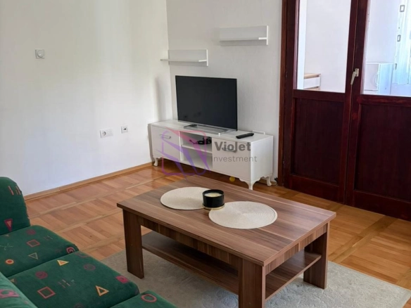 Jednosoban stan u prizemlju kuće, Zlatica, Podgorica — fotografija 10