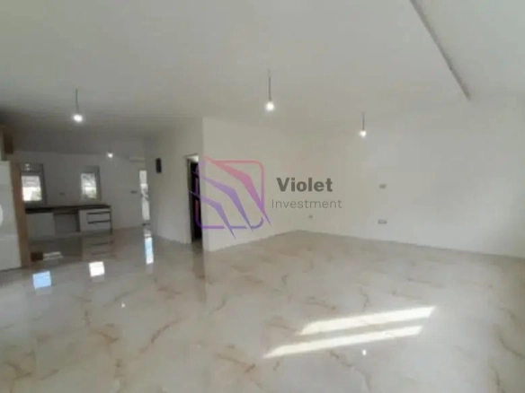 Trosoban stan 160 m² – Centar, Budva — fotografija 2