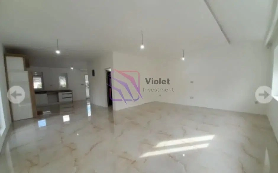 Trosoban-stan-160-m²-u-centru-Budve-1 Trosoban stan 160 m² – Centar, Budva — fotografija 2