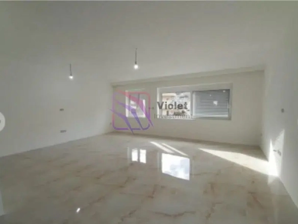 Trosoban stan 160 m² – Centar, Budva — fotografija 3