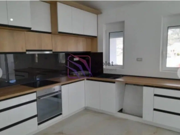 Četvorosoban stan 176 m² – Petrovac, Budva — fotografija 15