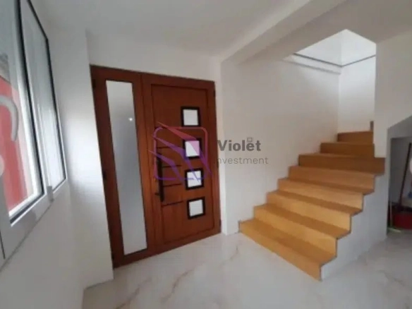 Trosoban stan 160 m² – Centar, Budva — fotografija 6
