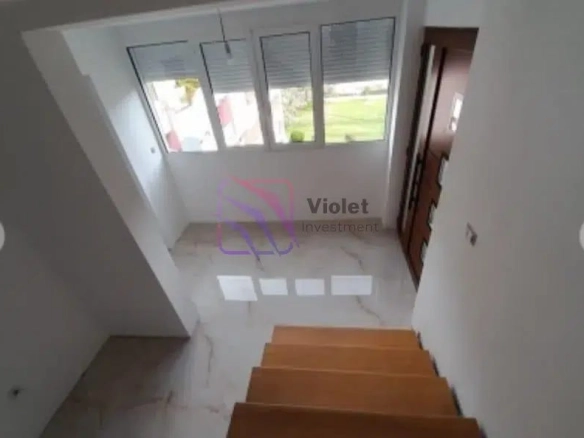 Trosoban stan 160 m² – Centar, Budva — fotografija 9
