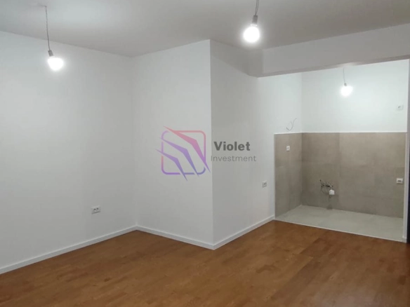 Izdavanje: Jednosoban stan 45 m² – City kej, Podgorica — fotografija 2