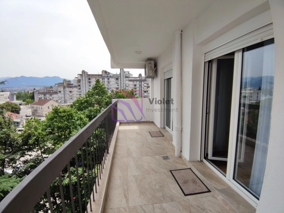 Izdavanje: Dvosoban stan 86 m² – Centar, Podgorica — fotografija 2