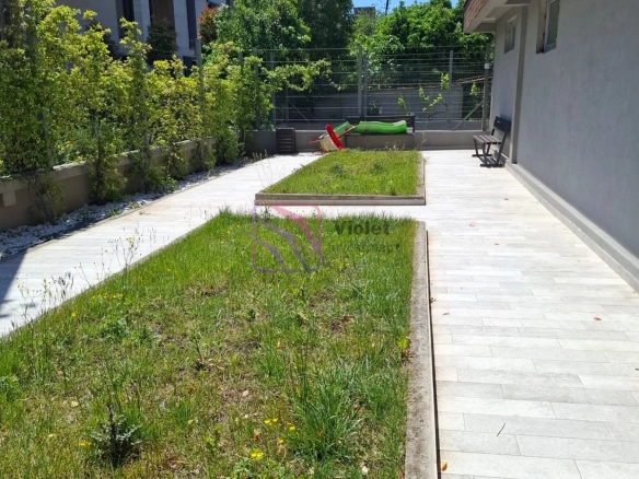 Izdavanje: Garsonjera 39 m² – Stara Varoš, Podgorica — fotografija 8