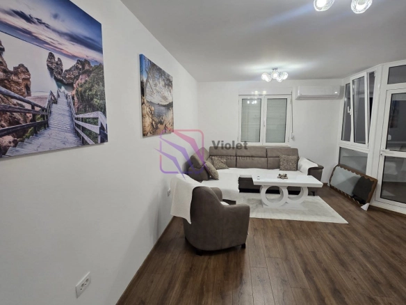 Izdavanje: Trosoban stan 103 m² – Blok 6, Podgorica — fotografija 15