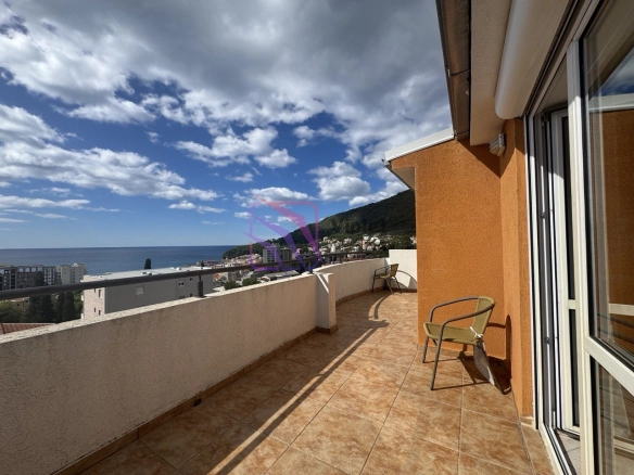 Četvorosoban stan 176 m² – Petrovac, Budva — fotografija 3