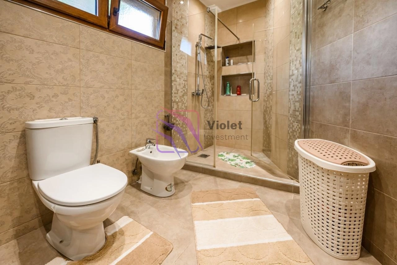 Kuca-sa-bazenom-i-pogledom-na-more-u-Susnju-Bar-10 Kuća 252 m² – Šušanj, Bar — fotografija 11