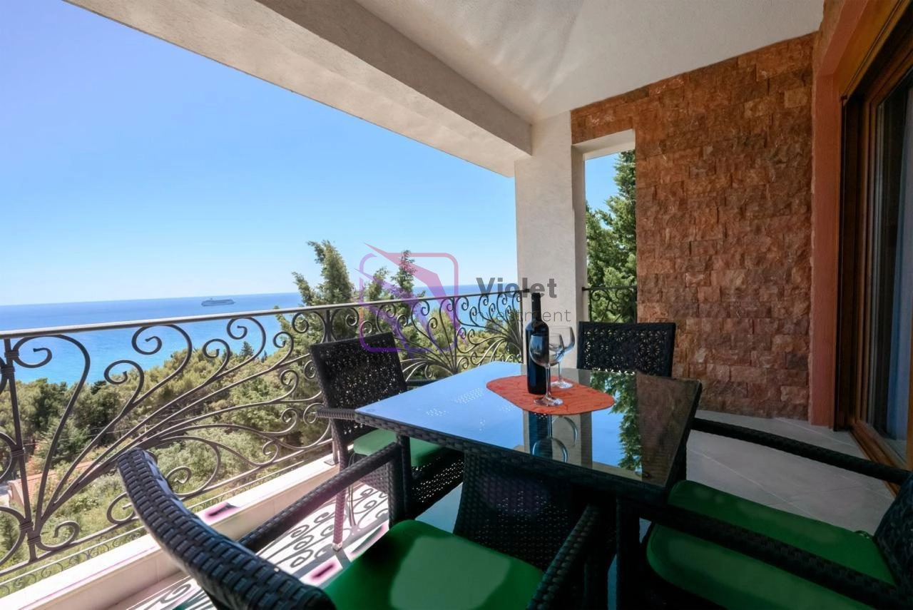 Kuca-sa-bazenom-i-pogledom-na-more-u-Susnju-Bar-14 Kuća 252 m² – Šušanj, Bar — fotografija 15