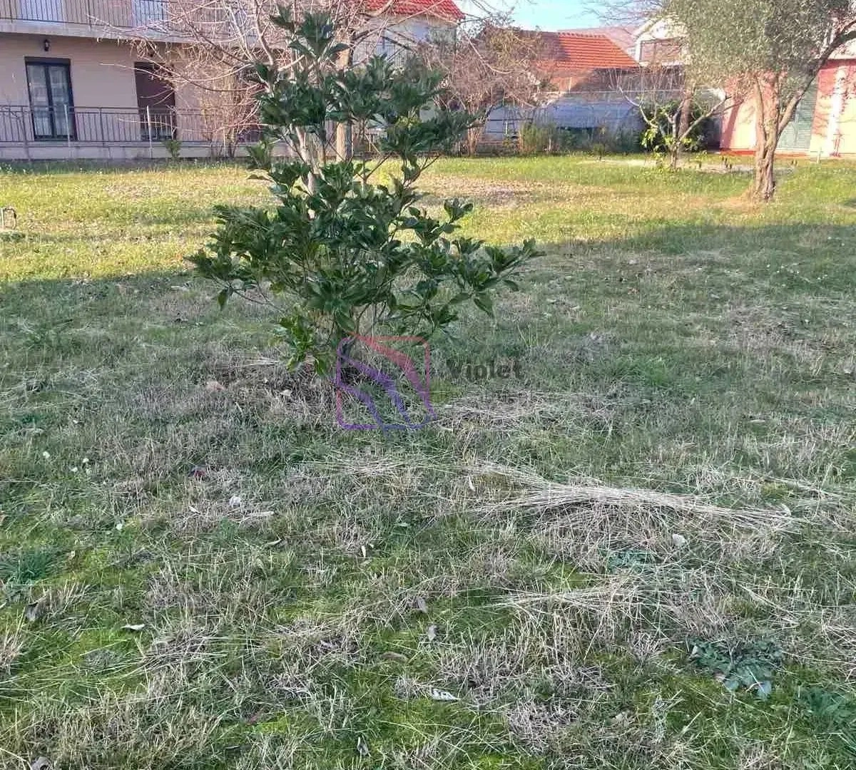 Plac-od-1000-m²-u-Donjoj-Gorici-Podgorica-2 Plac 1.000 m² – Donja Gorica, Podgorica — fotografija 3