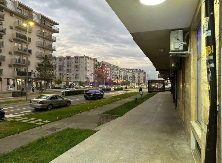 Poslovni-prostor-na-Starom-aerodromu-Podgorica-1 Izdavanje: Poslovni prostor 115 m² – Stari aerodrom, Podgorica — fotografija 2