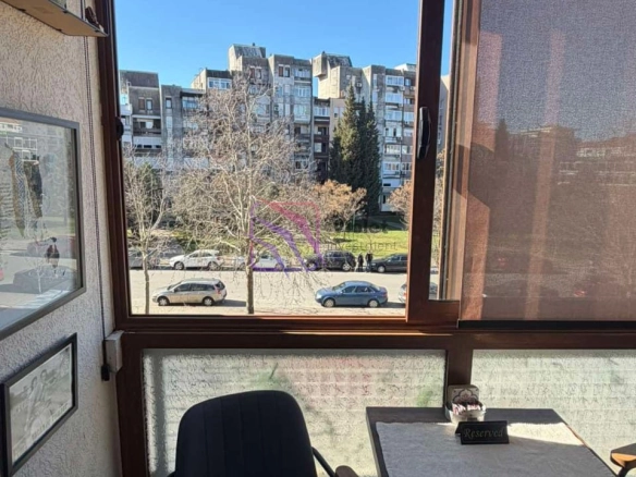 Izdavanje: Garsonjera 302 m² – Blok 9, Podgorica — fotografija 3