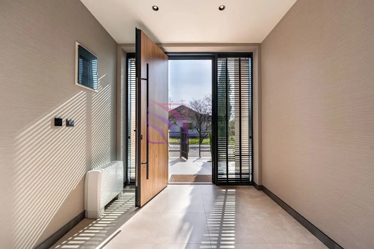 Kuca-na-dva-nivoa-u-Gornjoj-Gorici-Podgorica-5 Kuća 262 m² – Gornja Gorica, Podgorica — fotografija 6
