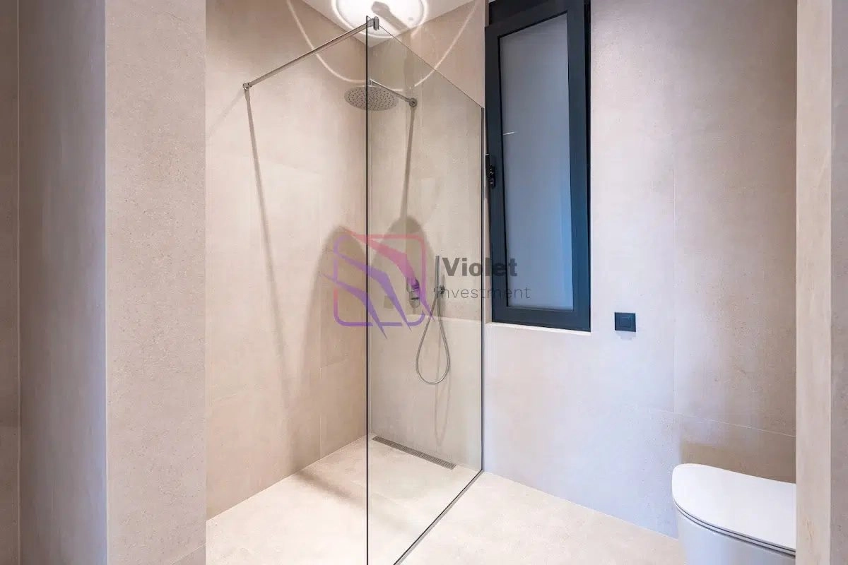 Kuca-na-dva-nivoa-u-Gornjoj-Gorici-Podgorica-8 Kuća 262 m² – Gornja Gorica, Podgorica — fotografija 9