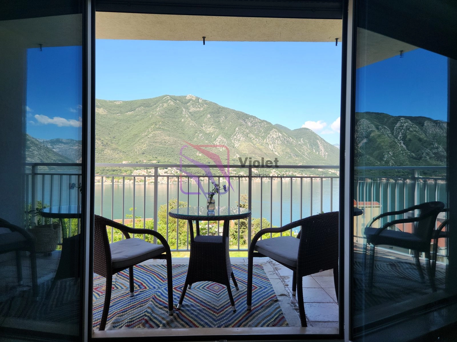 Trosoban-stan-u-Dobroti-Kotor-3 Trosoban stan 75 m² – Dobrota, Kotor — fotografija 4