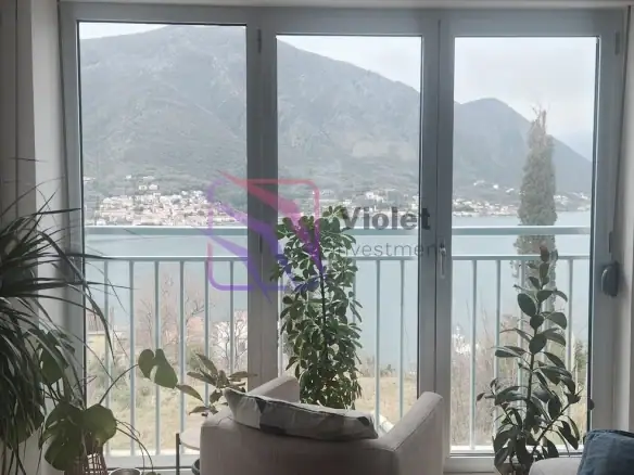 Trosoban stan 75 m² – Dobrota, Kotor — fotografija 7