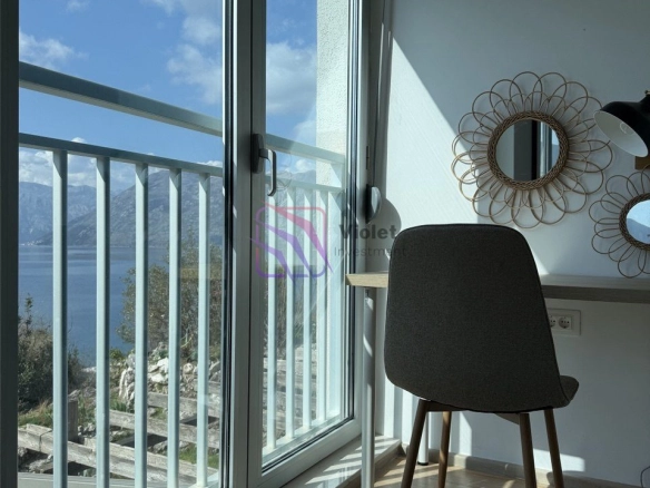 Trosoban stan 75 m² – Dobrota, Kotor — fotografija 9