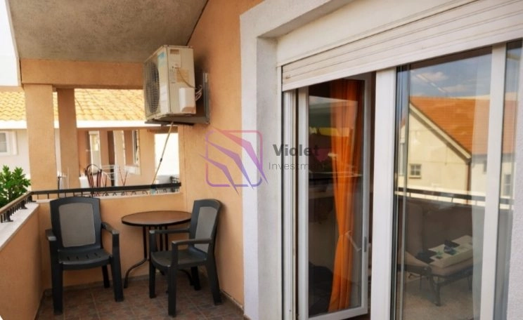Dvosoban-namjesten-stan-u-Gornjoj-Gorici-Podgorica-3 Izdavanje: Dvosoban stan 70 m² – Gornja Gorica, Podgorica — fotografija 4