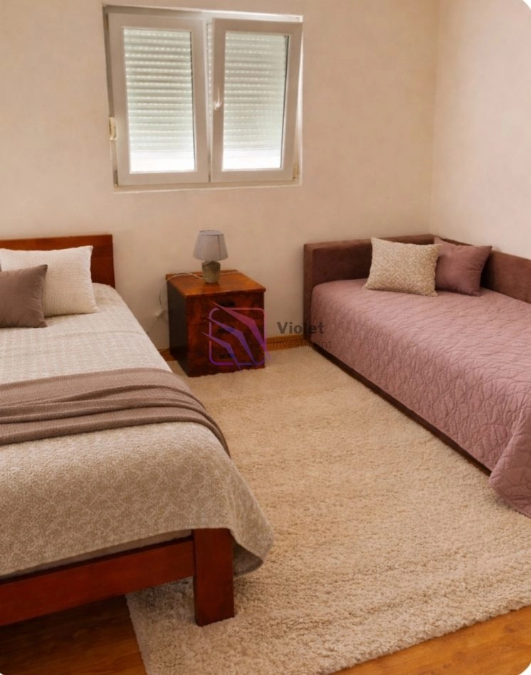 Dvosoban-namjesten-stan-u-Gornjoj-Gorici-Podgorica-9 Izdavanje: Dvosoban stan 70 m² – Gornja Gorica, Podgorica — fotografija 10