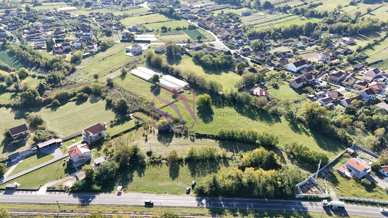 Plac-uz-magistralni-put-Podgorica–Bar-Podgorica-1 Izdavanje: Plac 3.200 m² – Bar — fotografija 2