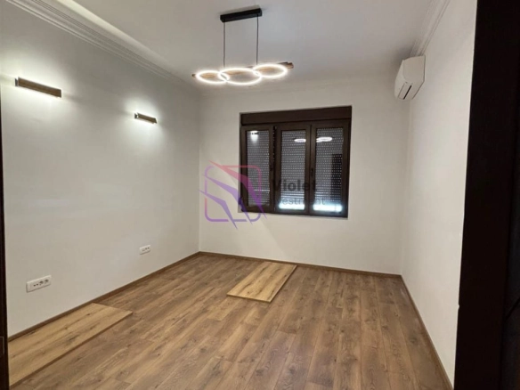 Izdavanje: Poslovni prostor 70 m² – Centar, Podgorica — fotografija 3