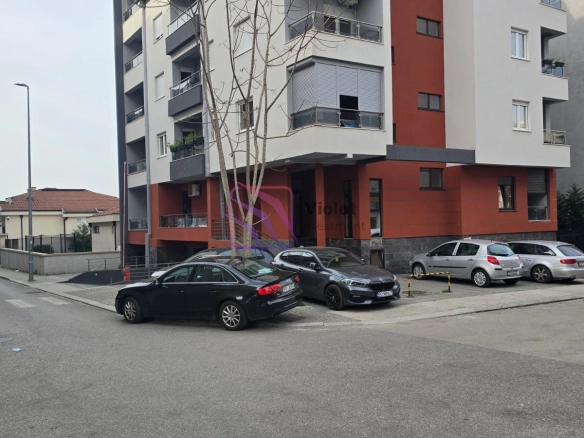 Namješten jednosoban stan u Ljuboviću, Podgorica — fotografija 9