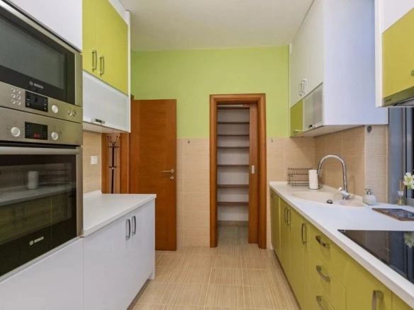 Trosoban stan 137 m² – Centar, Podgorica — fotografija 6
