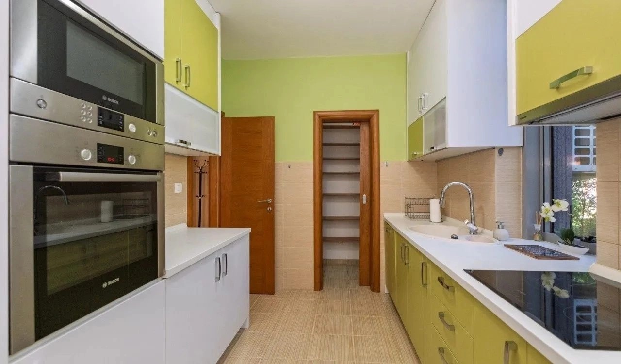 Trosoban-stan-sa-bastom-u-Centru-Podgorica-5 Trosoban stan 137 m² – Centar, Podgorica — fotografija 6
