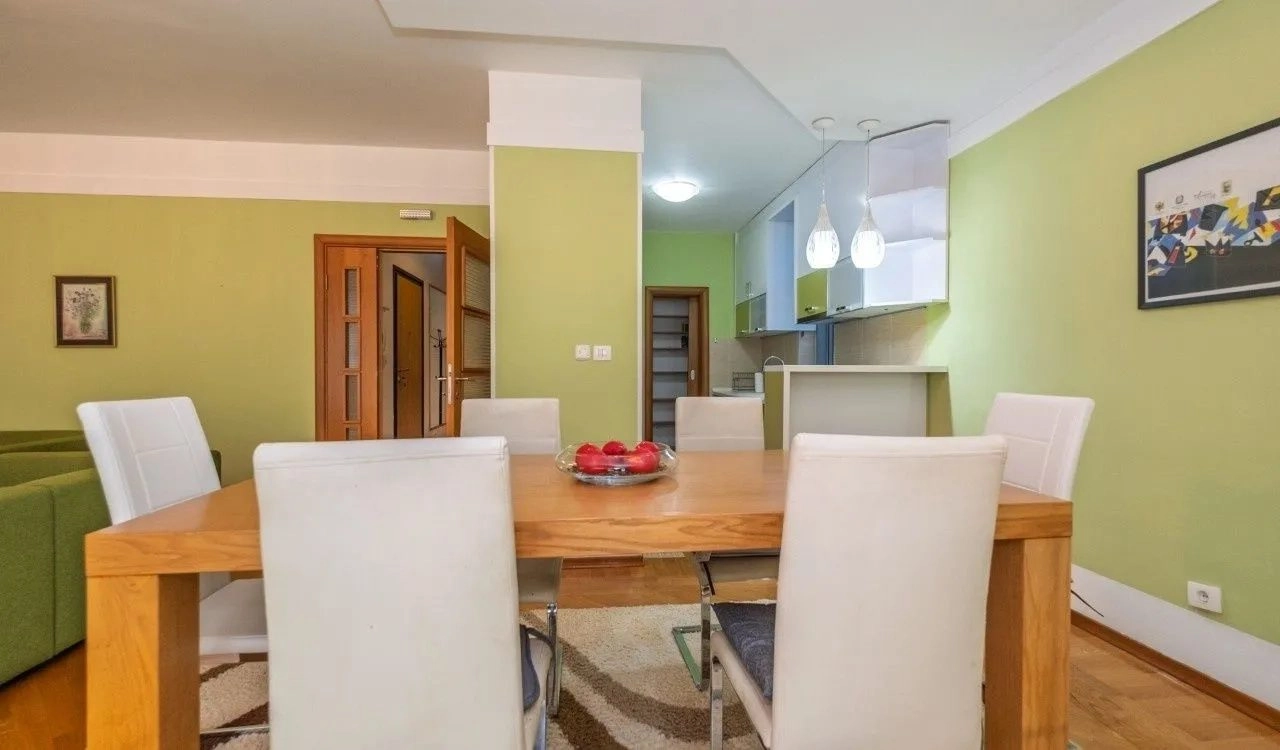 Trosoban-stan-sa-bastom-u-Centru-Podgorica-6 Trosoban stan 137 m² – Centar, Podgorica — fotografija 7
