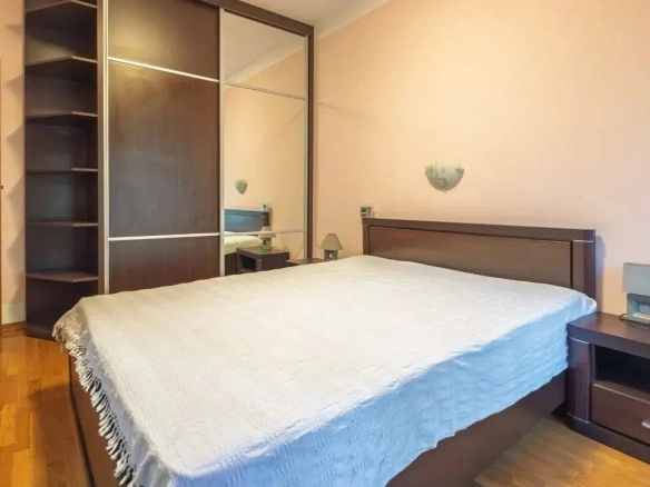 Trosoban stan 137 m² – Centar, Podgorica — fotografija 14