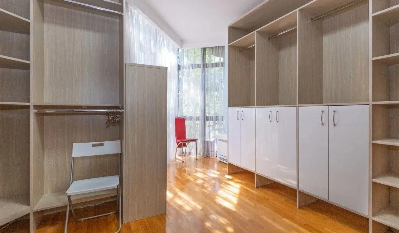Trosoban-stan-sa-bastom-u-Centru-Podgorica-14 Trosoban stan 137 m² – Centar, Podgorica — fotografija 15