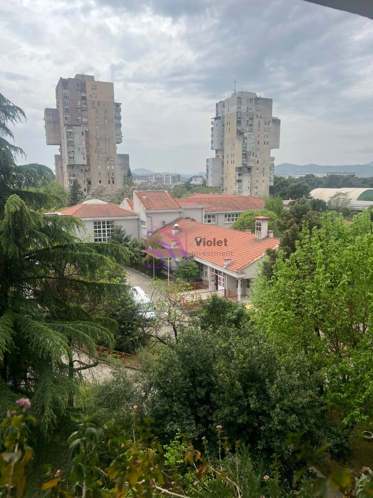 Trosoban-stan-u-Bloku-5-Podgorica-1 Trosoban stan 100 m² – Blok 5, Podgorica — fotografija 2