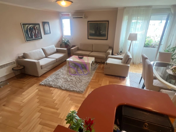 Trosoban stan 100 m² – Blok 5, Podgorica — fotografija 8
