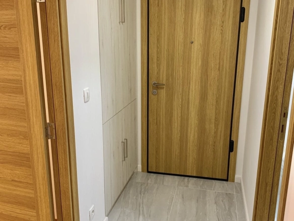 Namješten jednosoban stan u naselju New City, Podgorica — fotografija 3
