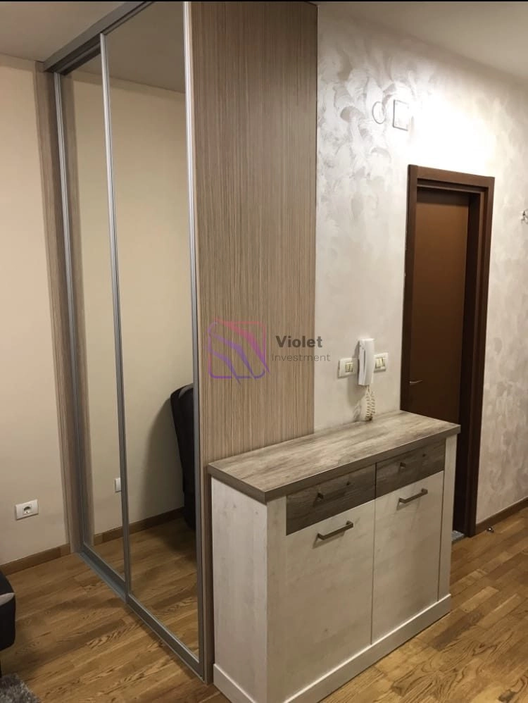 Garsonjera-33-m²-u-City-kvartu-Podgorica-3 Namještena garsonjera u City kvartu, Podgorica — fotografija 4