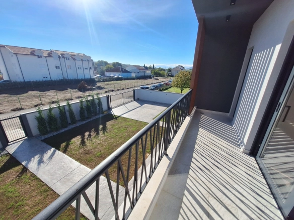 Kuća 169 m² – Gornja Gorica, Podgorica — fotografija 4