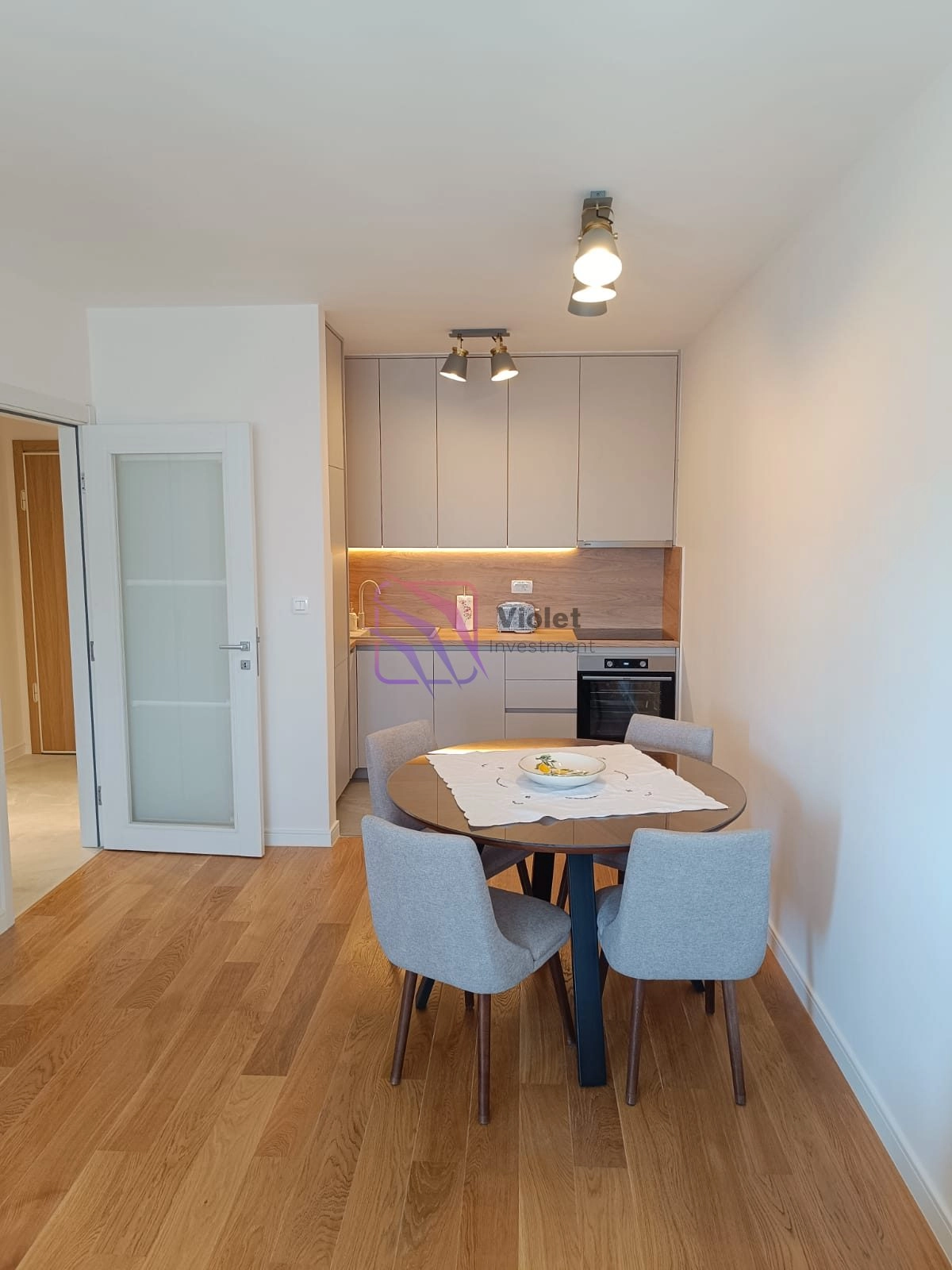 Jednosoban-stan-u-kompleksu-Central-Point-Podgorica-4 Izdavanje: Jednosoban stan 49 m² – Central Point, Podgorica — fotografija 5