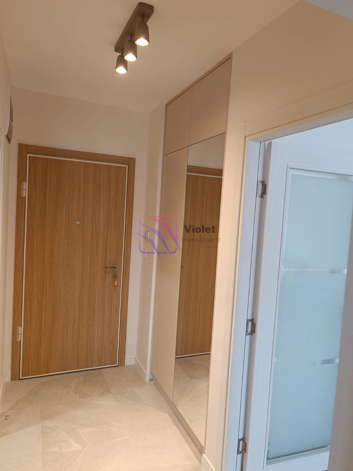 Jednosoban-stan-u-kompleksu-Central-Point-Podgorica-9 Izdavanje: Jednosoban stan 49 m² – Central Point, Podgorica — fotografija 10