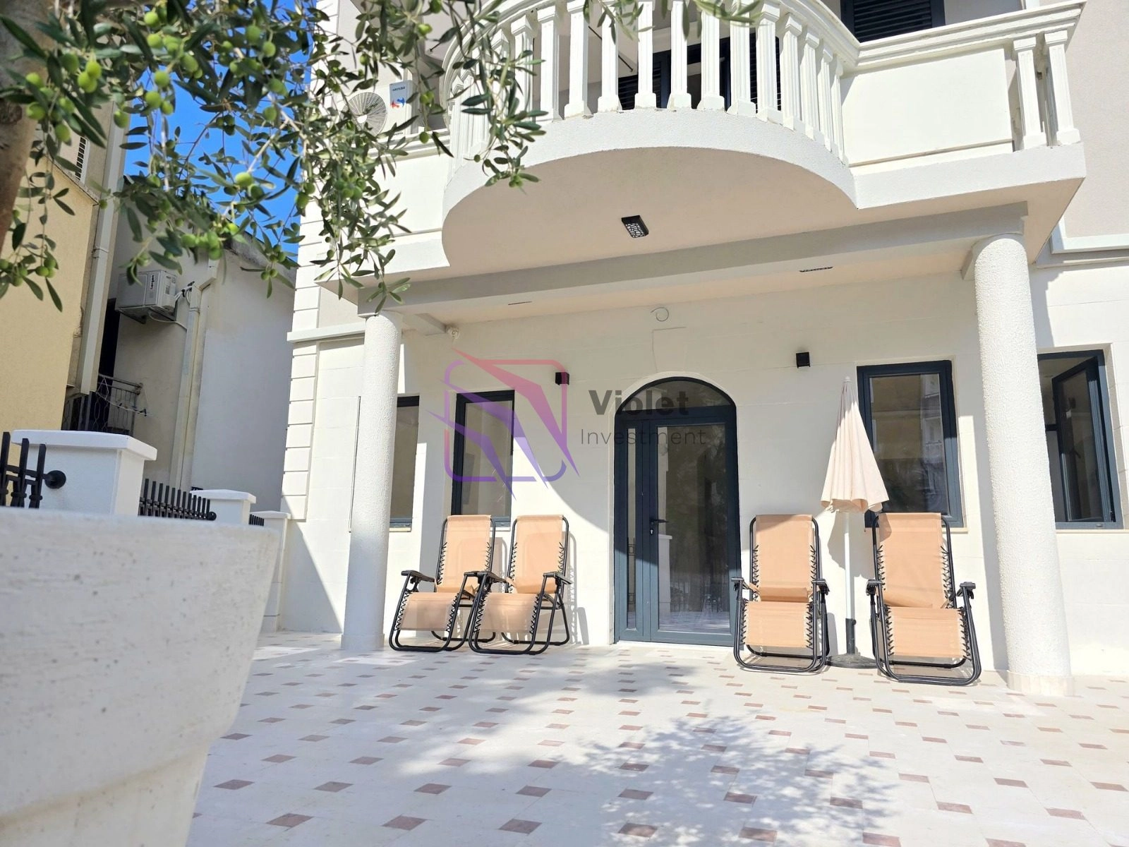 Butik-hotel-za-dugorocni-najam-u-Centru-Budva-2 Izdavanje: Hotel 440 m² – Centar, Budva — fotografija 3