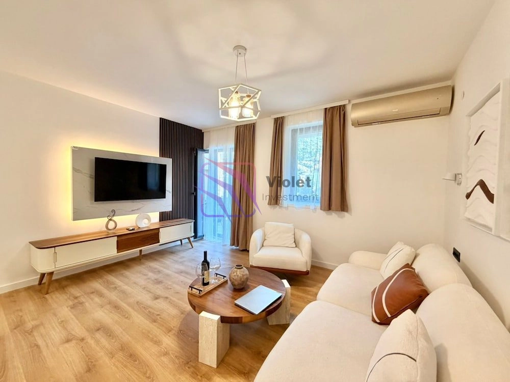 Butik-hotel-za-dugorocni-najam-u-Centru-Budva-3 Izdavanje: Hotel 440 m² – Centar, Budva — fotografija 4