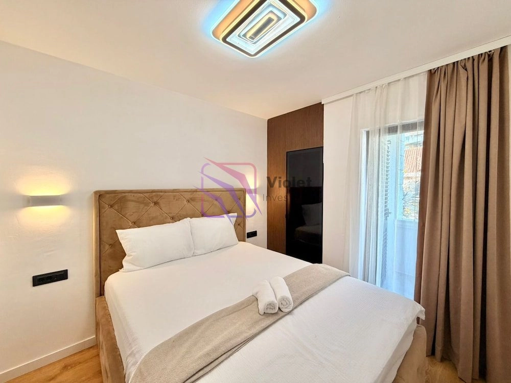 Butik-hotel-za-dugorocni-najam-u-Centru-Budva-12 Izdavanje: Hotel 440 m² – Centar, Budva — fotografija 13